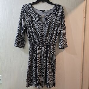 Espresso Black and White 3/4 Sleeve Scoop Neck Sundress